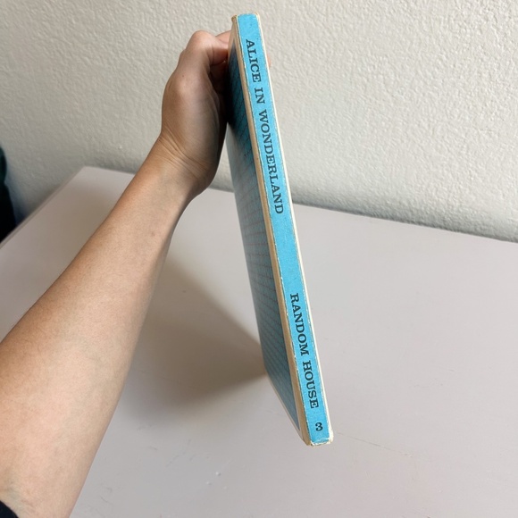 Rare vintage Alice in Wonderland: A Pop-Up Classic Hardcover book 1st edition - Picture 5 of 16